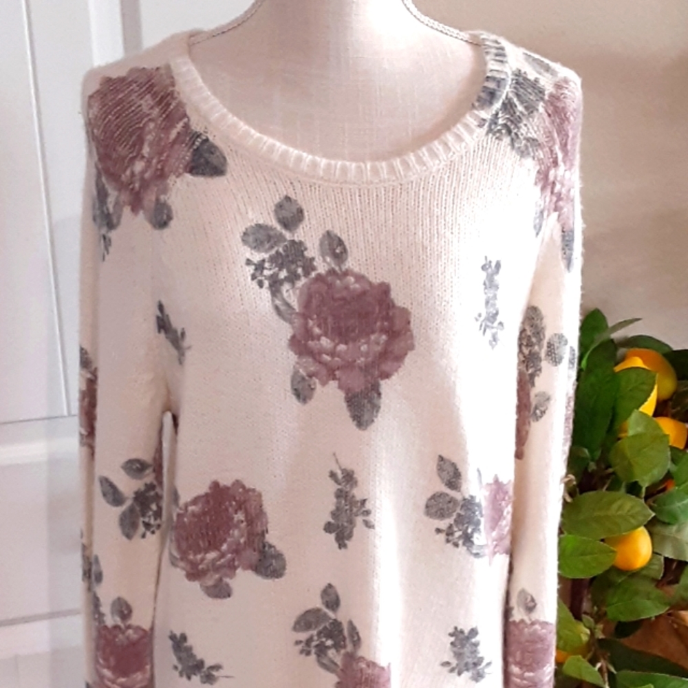NWT, Lucky Brand,  Los Angeles,  Cotton Blend,  Floral Pullover, Size Large